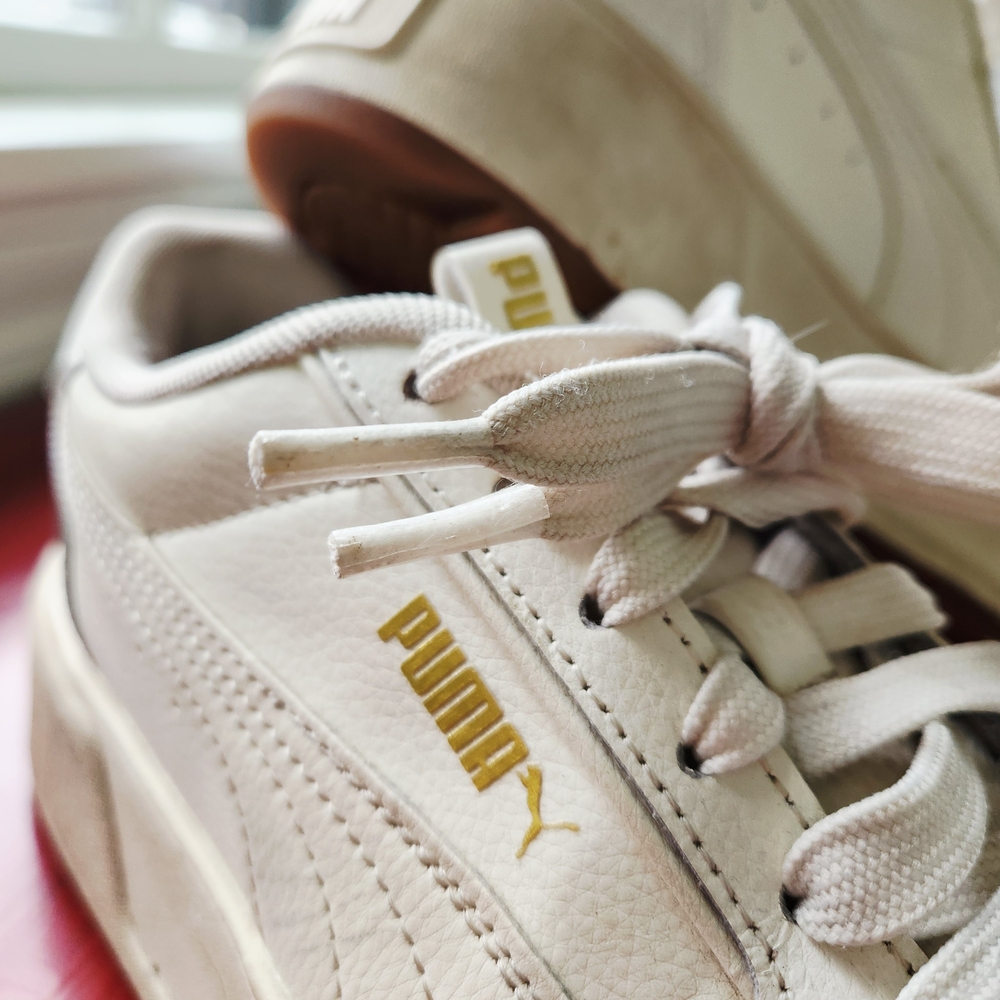 Puma White and Gold Women's Sneakers Size 7.5